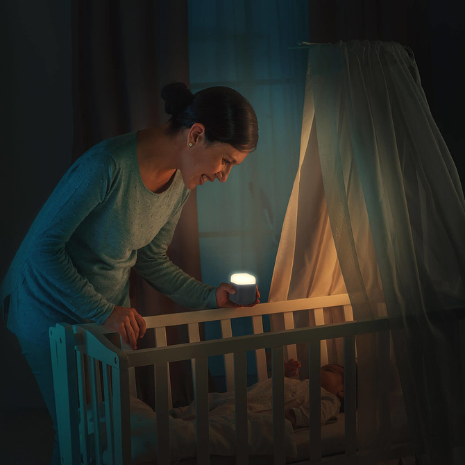 Lampka nocna LED 2w1 0,1W czujnik zmierzchu REER
