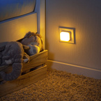 Lampka nocna LED 2w1 0,1W czujnik zmierzchu REER
