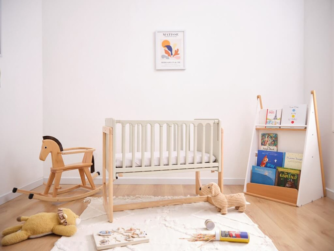 Łóżeczko drewniane dostawne 4w1 dostawka sofa biurko HATO GEUTHER